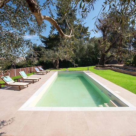 Spyrelia Villa With Private Pool & Outdoor Hot Tub Dassia  Zewnętrze zdjęcie