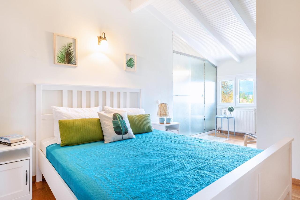 Spyrelia Villa With Private Pool & Outdoor Hot Tub Dassia  Zewnętrze zdjęcie